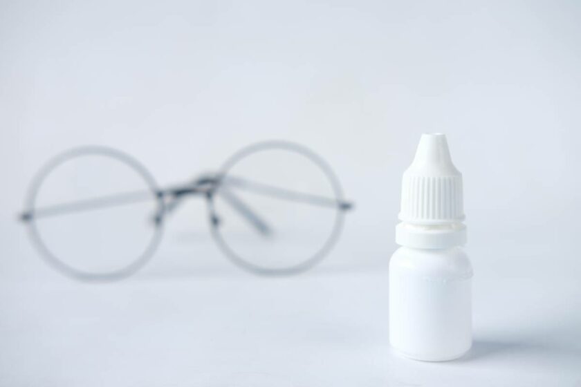 Infarmed determina a recolha voluntária de colírio ocular