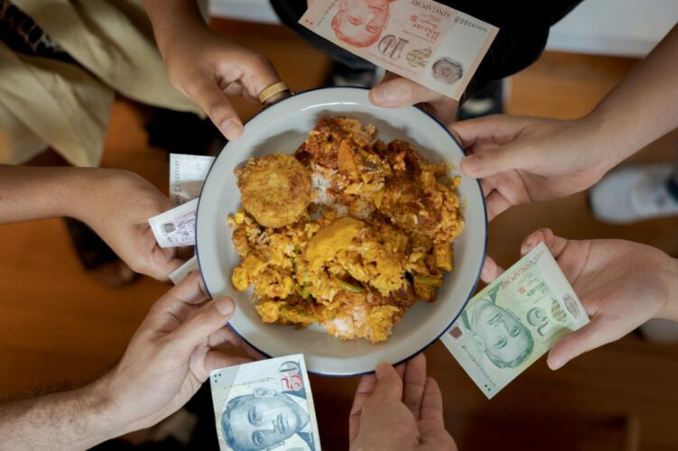 Budget Meals at Coffee Shops Are Good. Transparent Mixed Rice Prices Are Better.