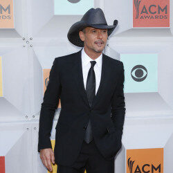 Tim McGraw slams 'terrible' fan behaviour