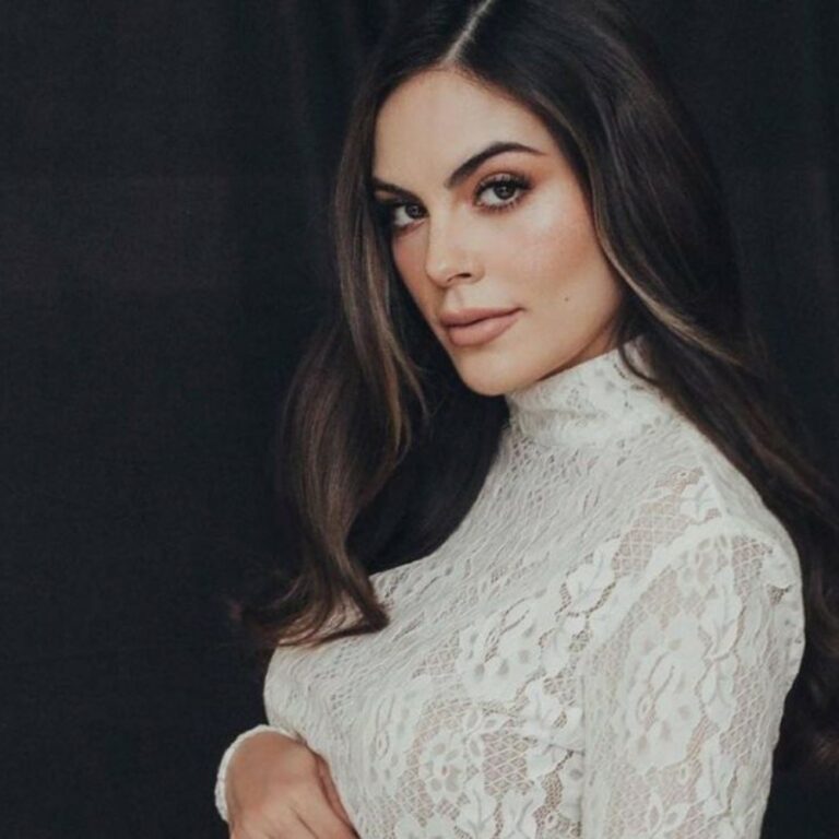 Ximena Navarrete, la exMiss Universo, anunció con bombo y platillo el nacimiento de su hermoso bebé