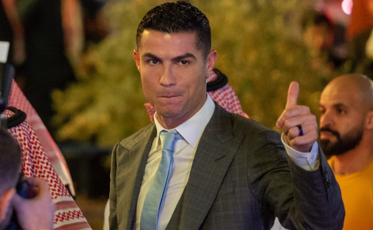 Cristiano Ronaldo não foge da pergunta e revela quem é o melhor entre Ronaldo, Ronaldinho e ele